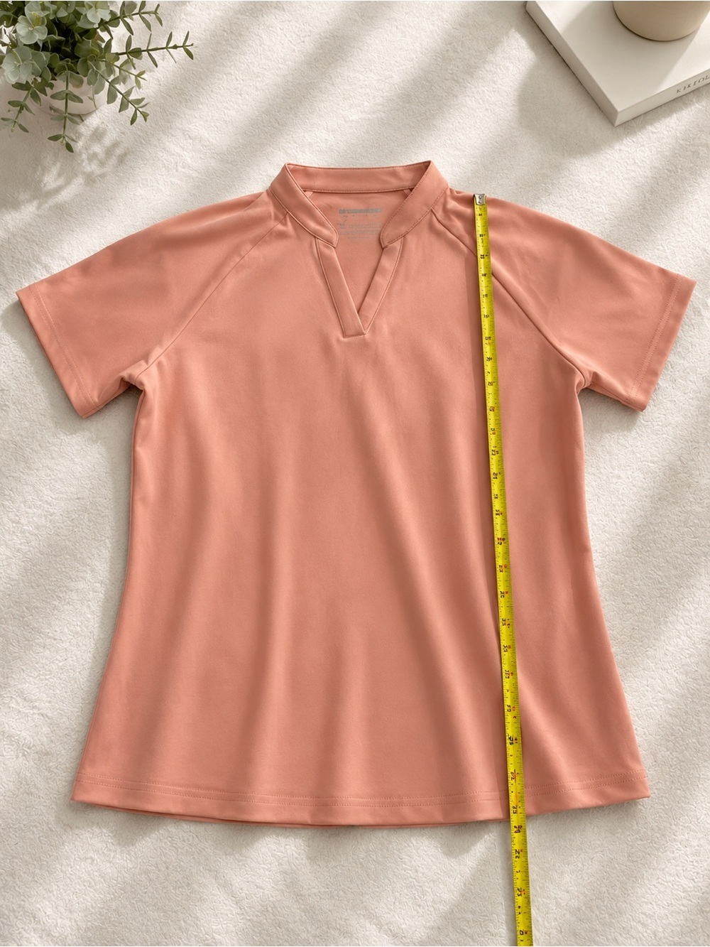 Notch-Neck Short Sleeve Tee in Peach